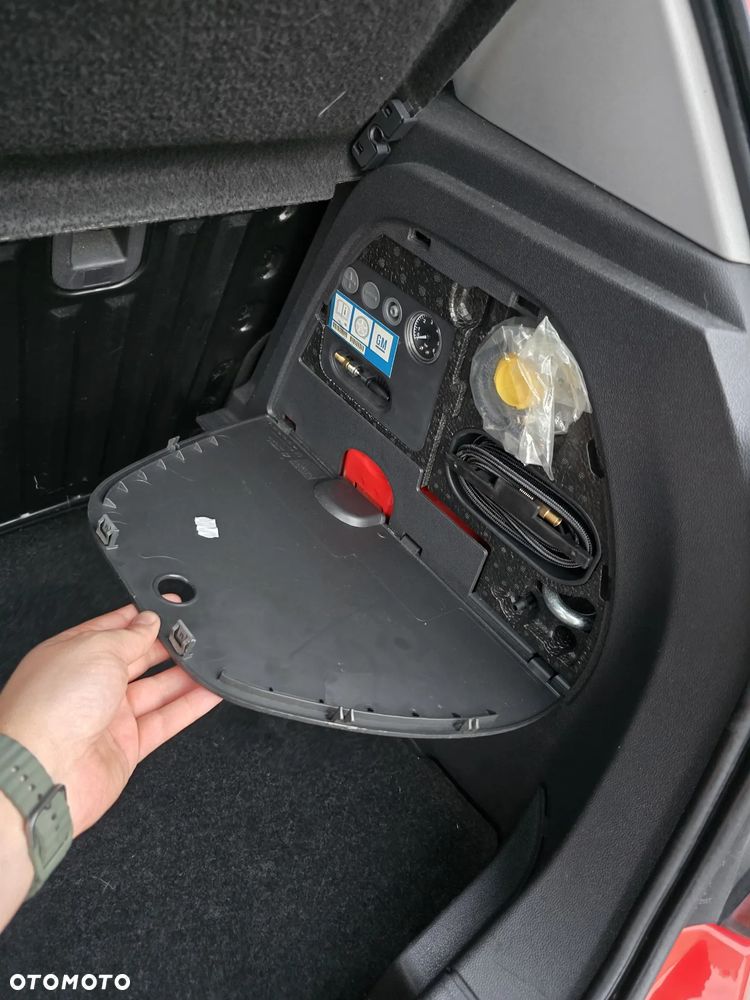 Opel Corsa 1.4 16V Sport - 9