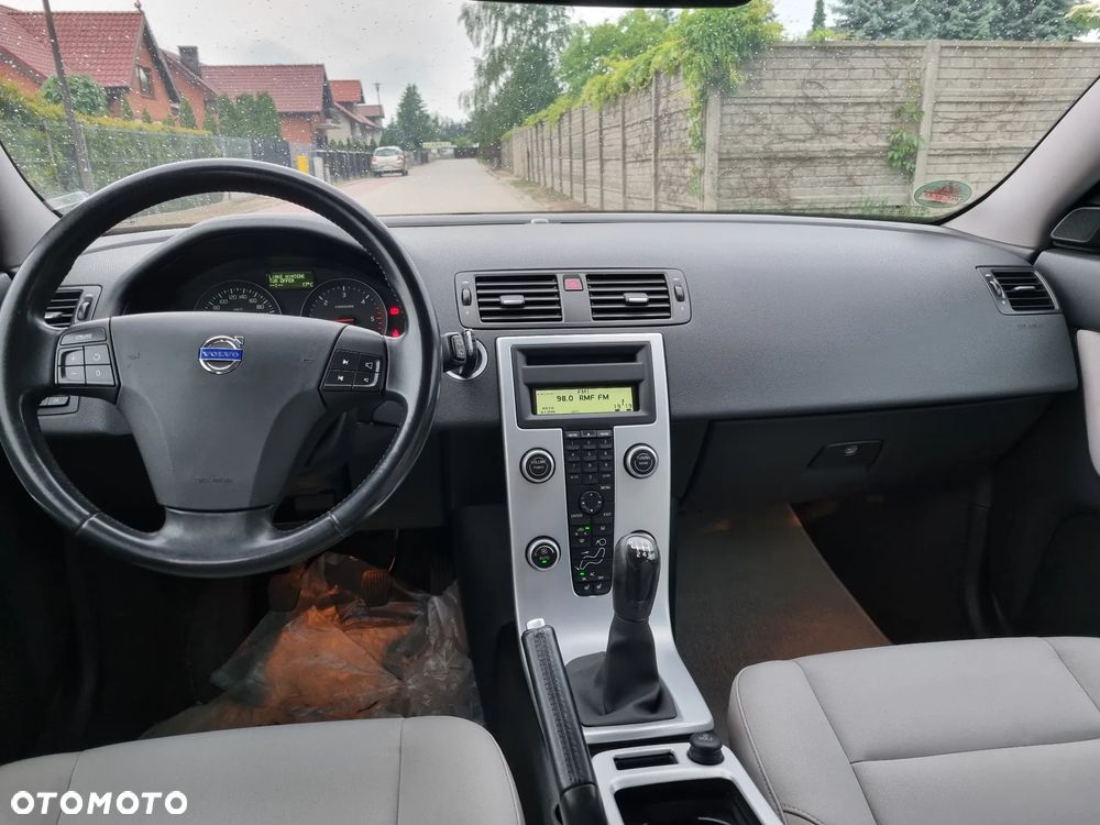 Volvo V50 - 16