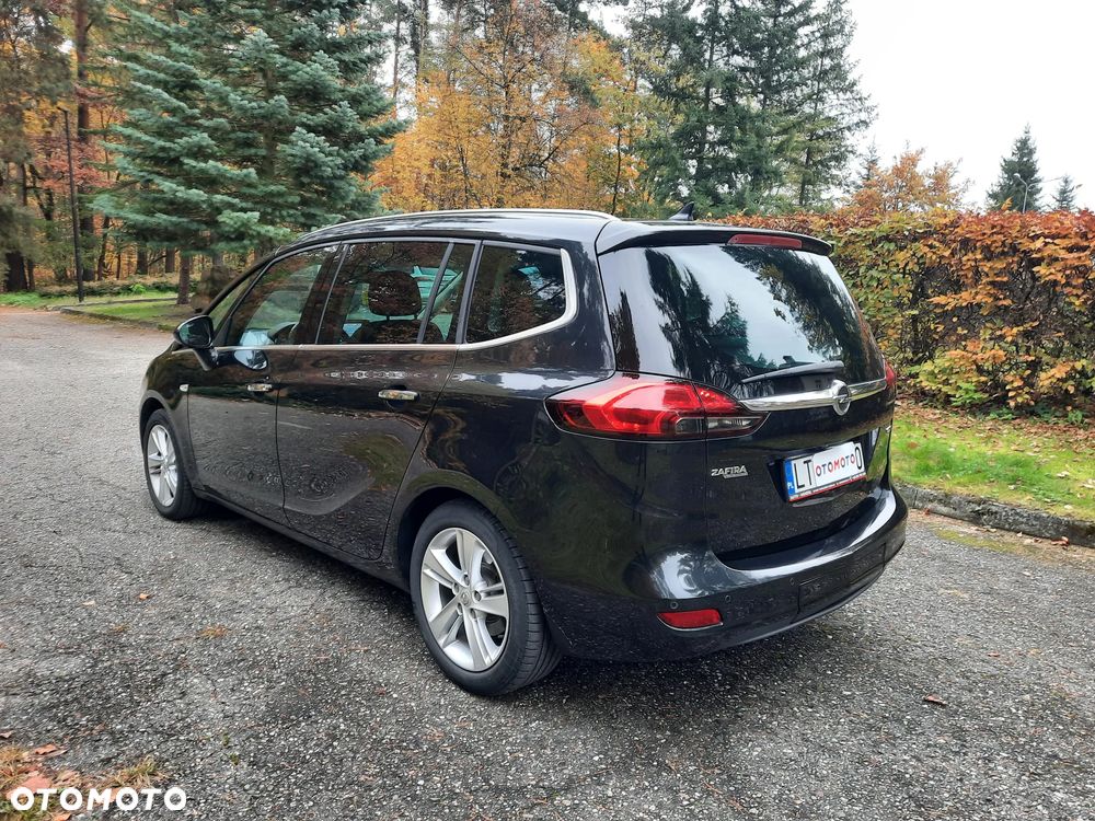 Opel Zafira - 11