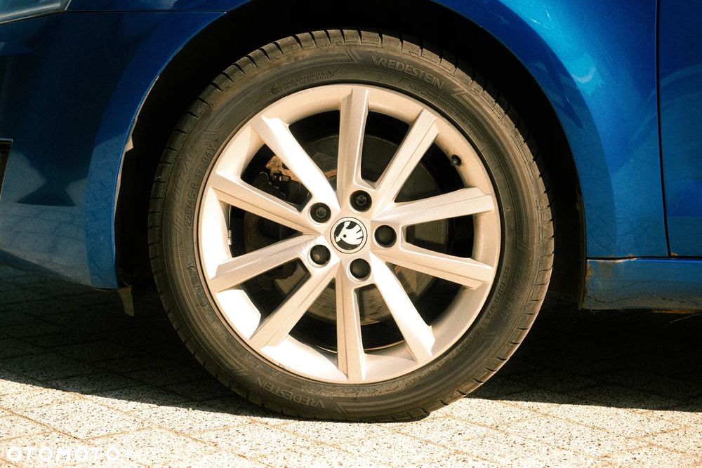 Skoda Octavia 1.8 TSI Ambition DSG - 25