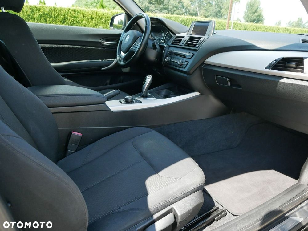 BMW Seria 1 116i - 19