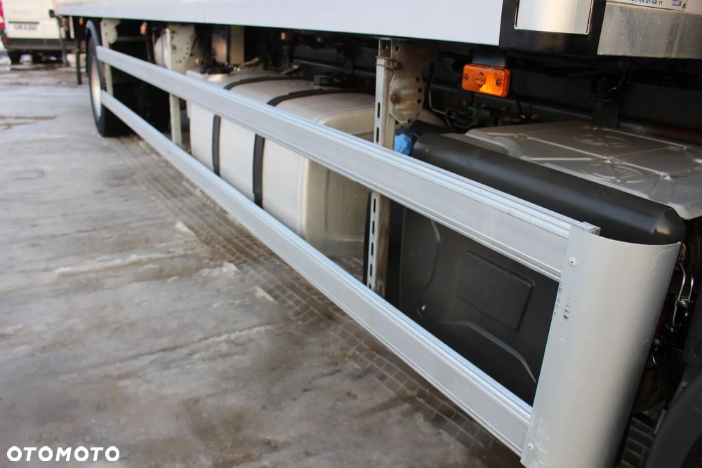 Renault D320 CHŁODNIA/*CARRIER* 1050mt / FRC 12.2026 / KAB.SYPIALNA/ EURO 6/*SERIWIS*/ SUPER STAN - 15