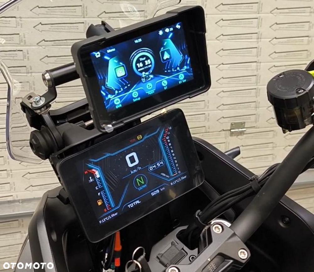 QJMOTOR SVT 650 - 10