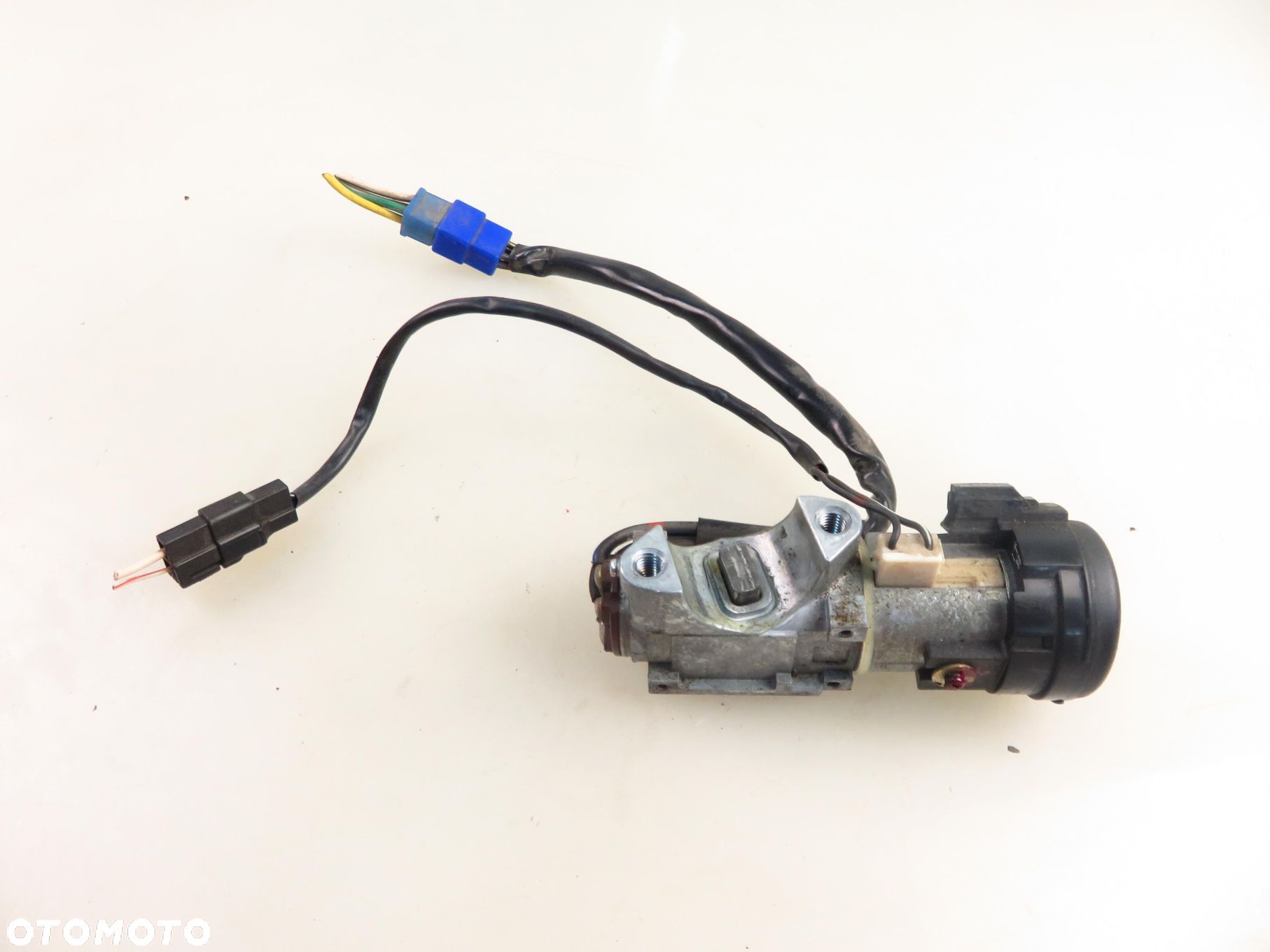 STACYJKA WKŁADKI SUBARU FORESTER I (SF) 88213FC000 0617500010 - 9