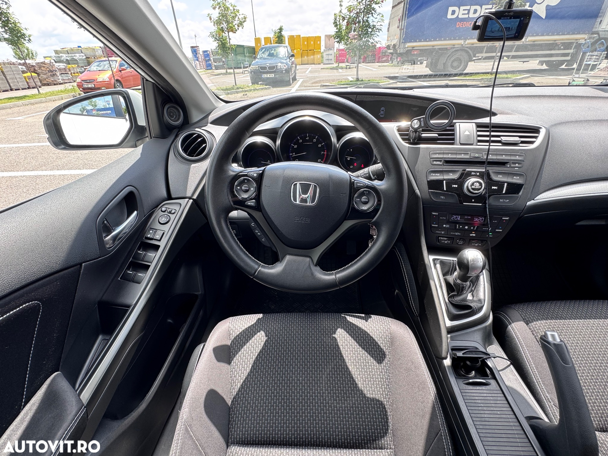 Honda Civic 1.8 ES - 11
