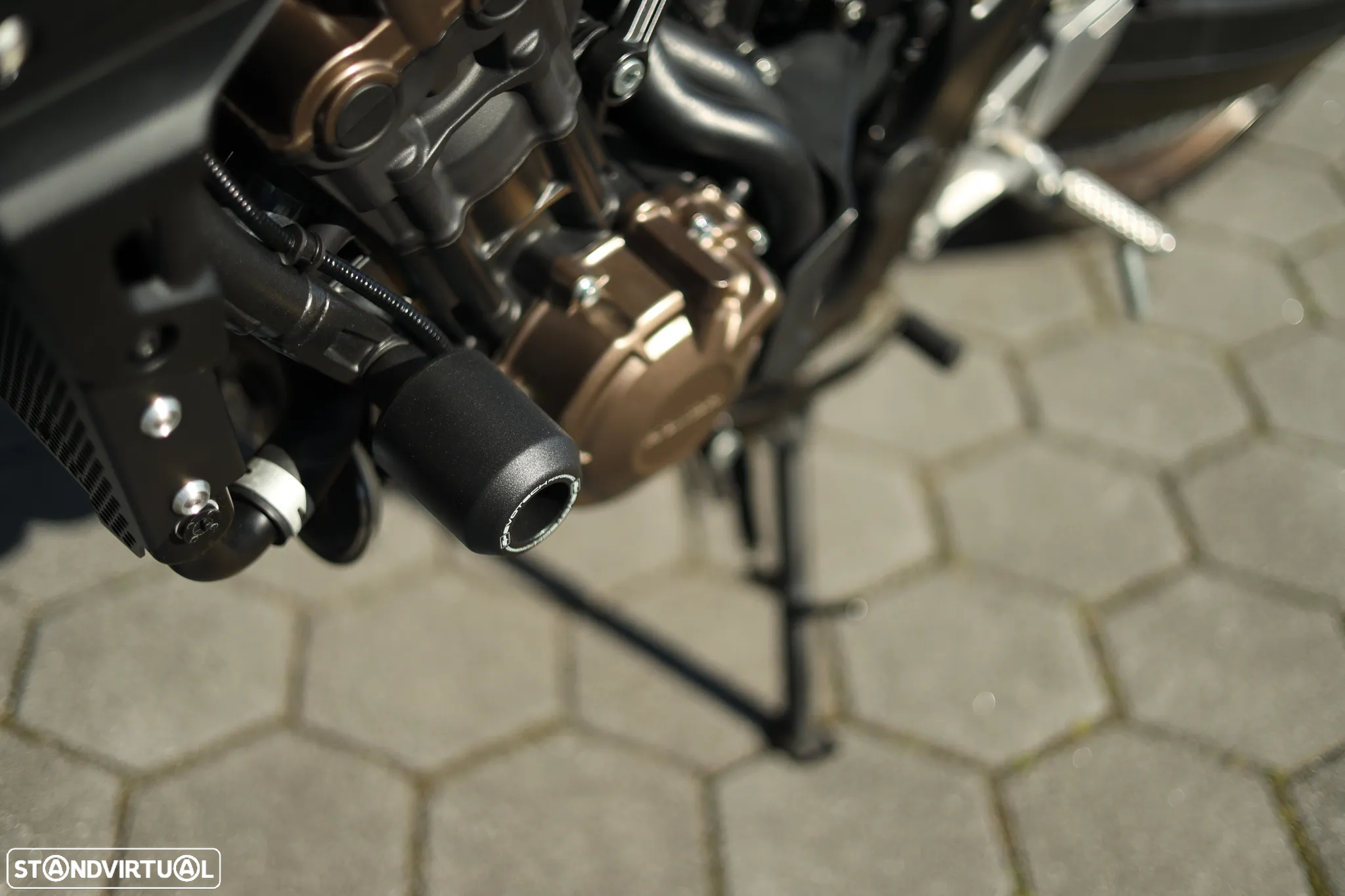 Honda CB - 8