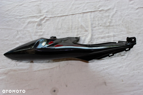 Zadupek owiewka prawa tył ogon Suzuki GSX-R 1000 K9 L1 L2