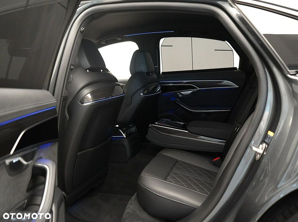 Audi A8 - 28