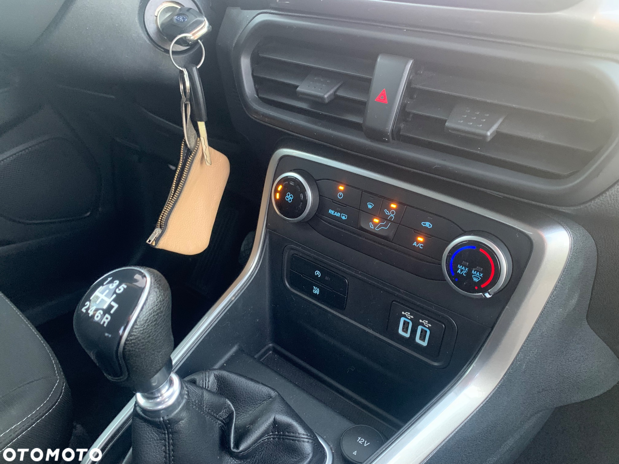 Ford EcoSport - 10