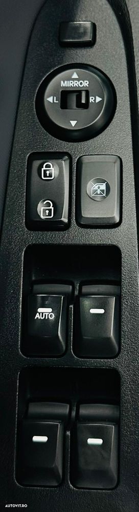 Kia Sportage 1.7 CRDI 2WD ISG Dream-Team Edition - 12