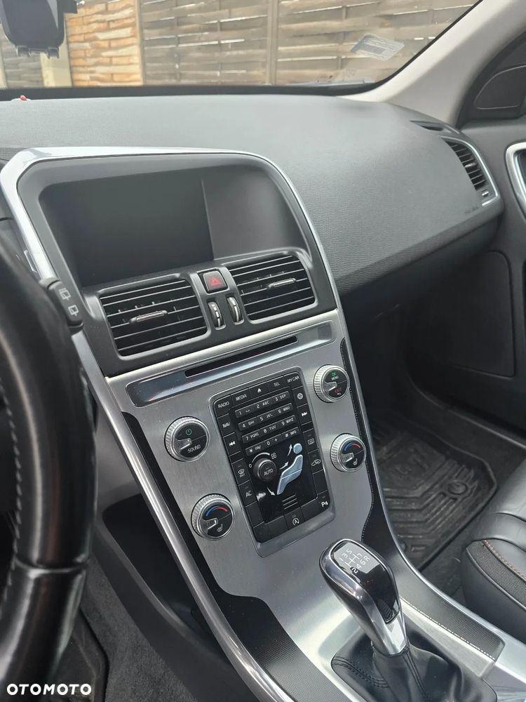 Volvo XC 60 D4 Drive-E Ocean Race - 2