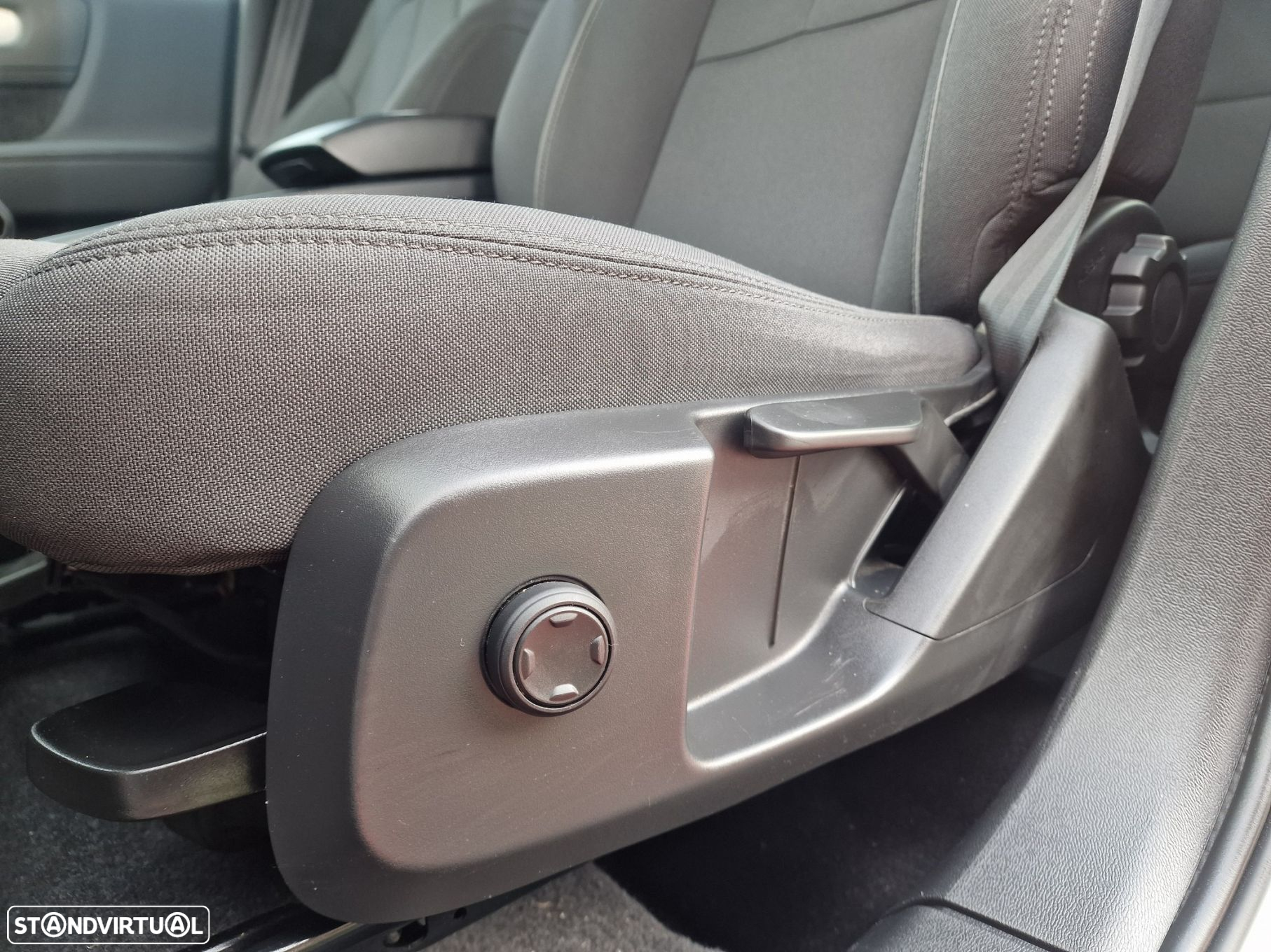 Volvo XC 40 - 13
