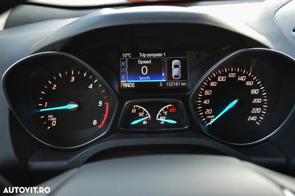 Ford Kuga 2.0 TDCi 4x4 Aut. Titanium - 6