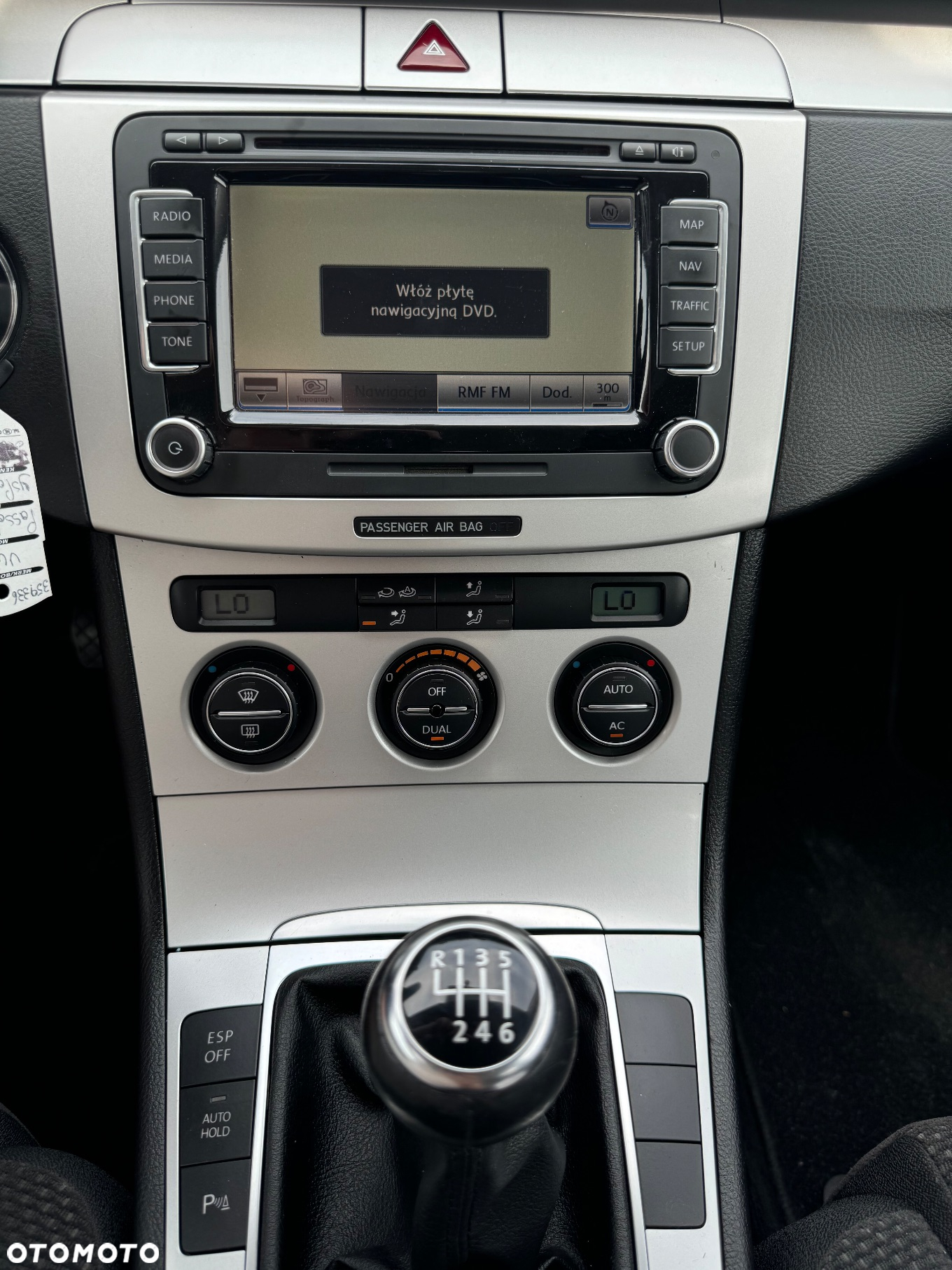 Volkswagen Passat 2.0 TDI Comfortline - 34