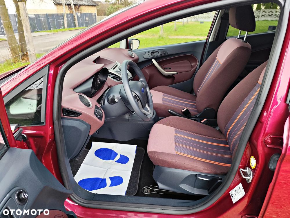 Ford Fiesta 1.25 Titanium - 25