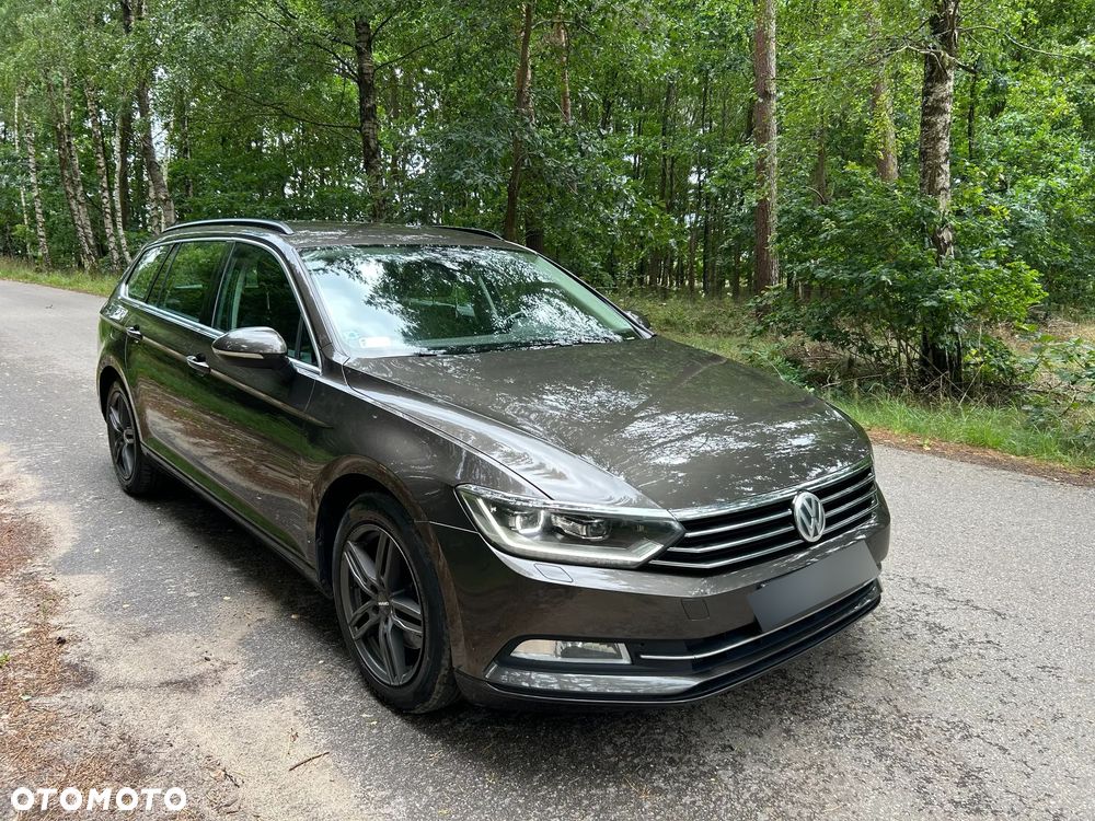 Volkswagen Passat 1.6 TDI BMT Comfortline - 17