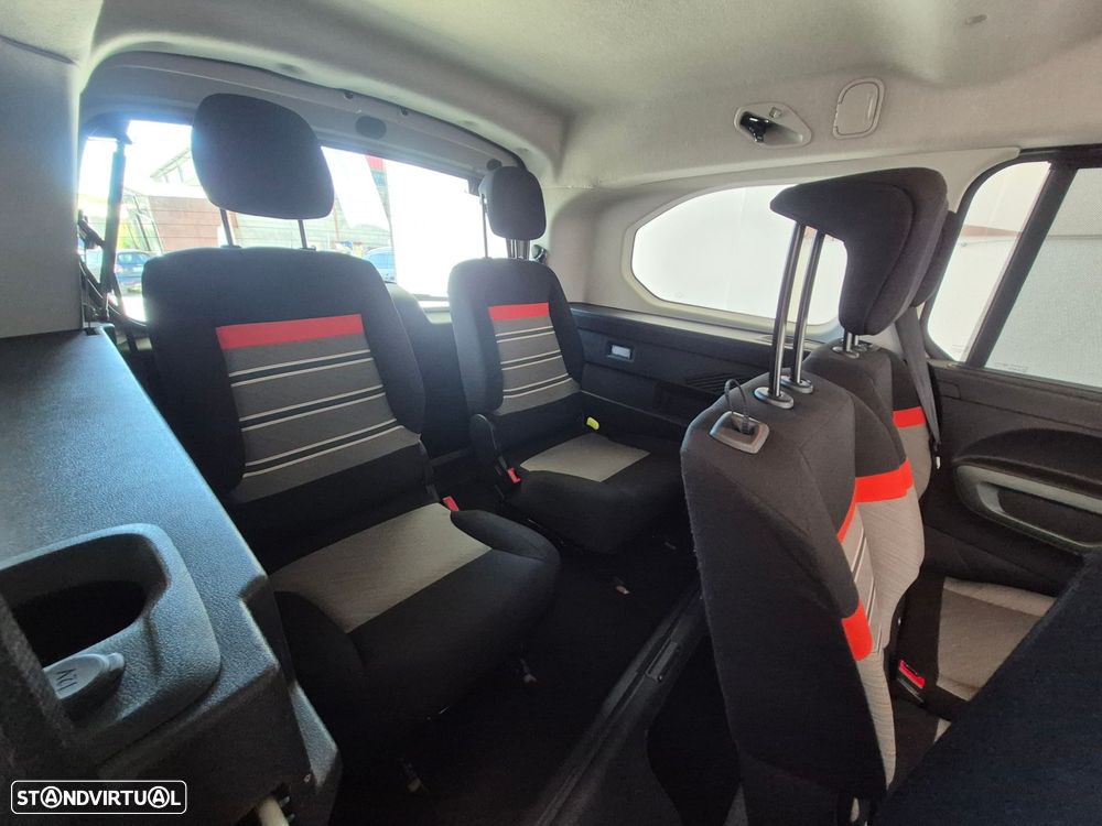 Citroën Berlingo 1.5 BlueHDi XL Shine EAT8 7L - 28