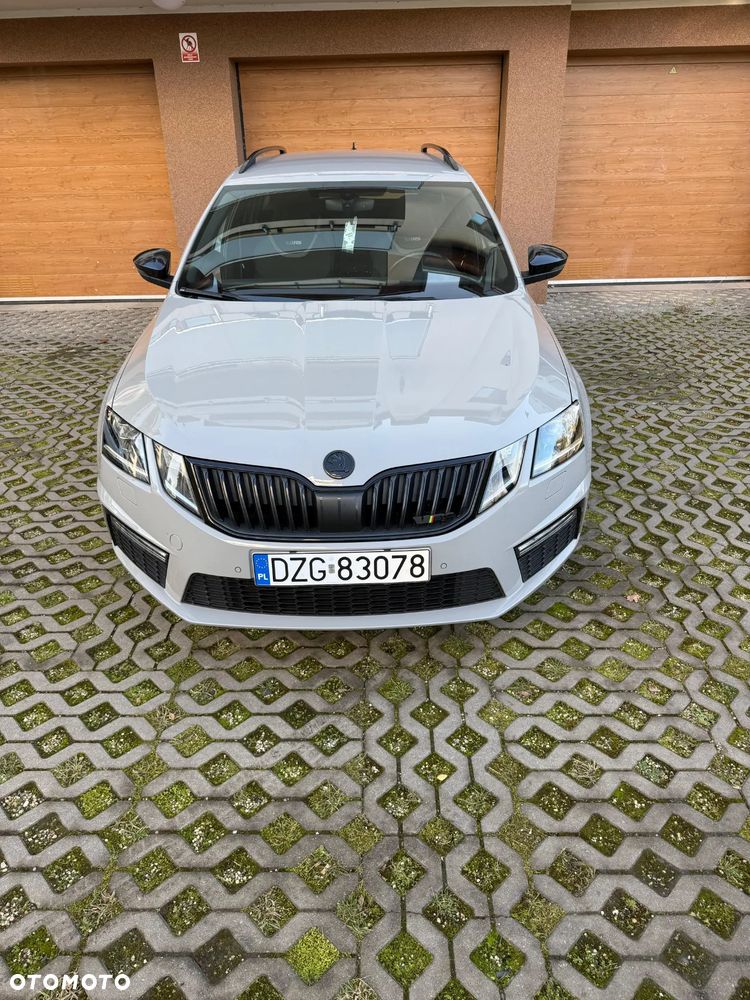 Skoda Octavia 2.0 TDI DSG RS - 7