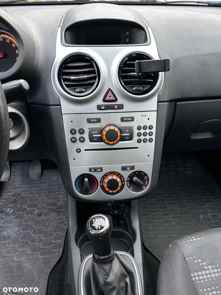 Opel Corsa - 9