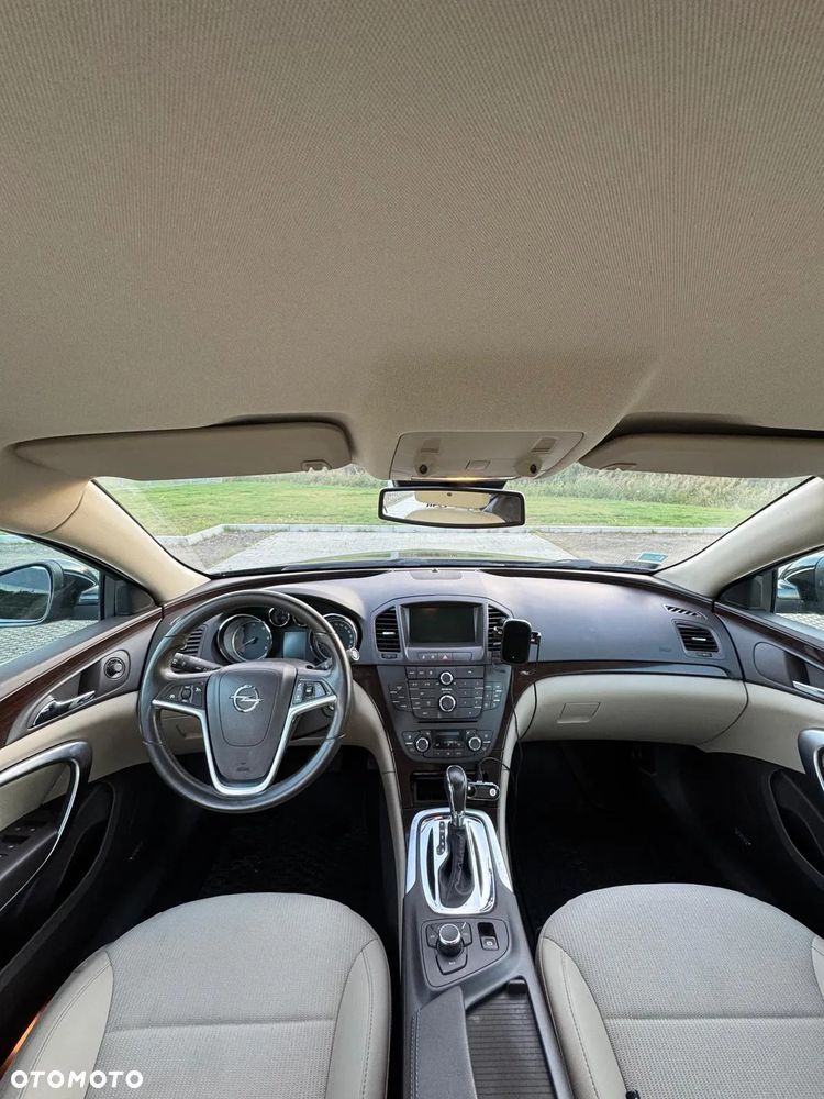 Opel Insignia - 18