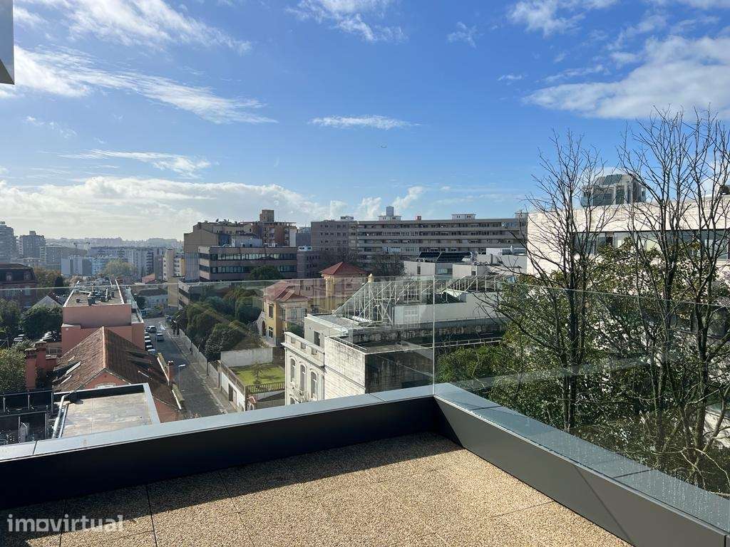 T4 c/ Terraço, novo, na Boavista - Grande imagem: 4/14