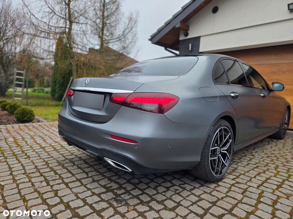 Mercedes-Benz Klasa E 220 d 4-Matic Business Edition - 11