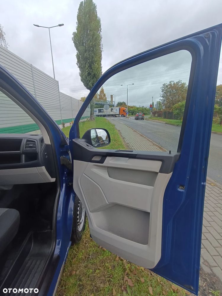 Volkswagen Transporter - 14