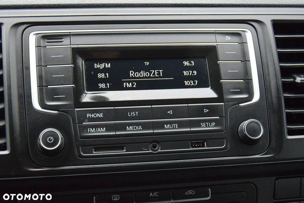 Volkswagen Transporter Caravelle DSG Kurz Highline - 40