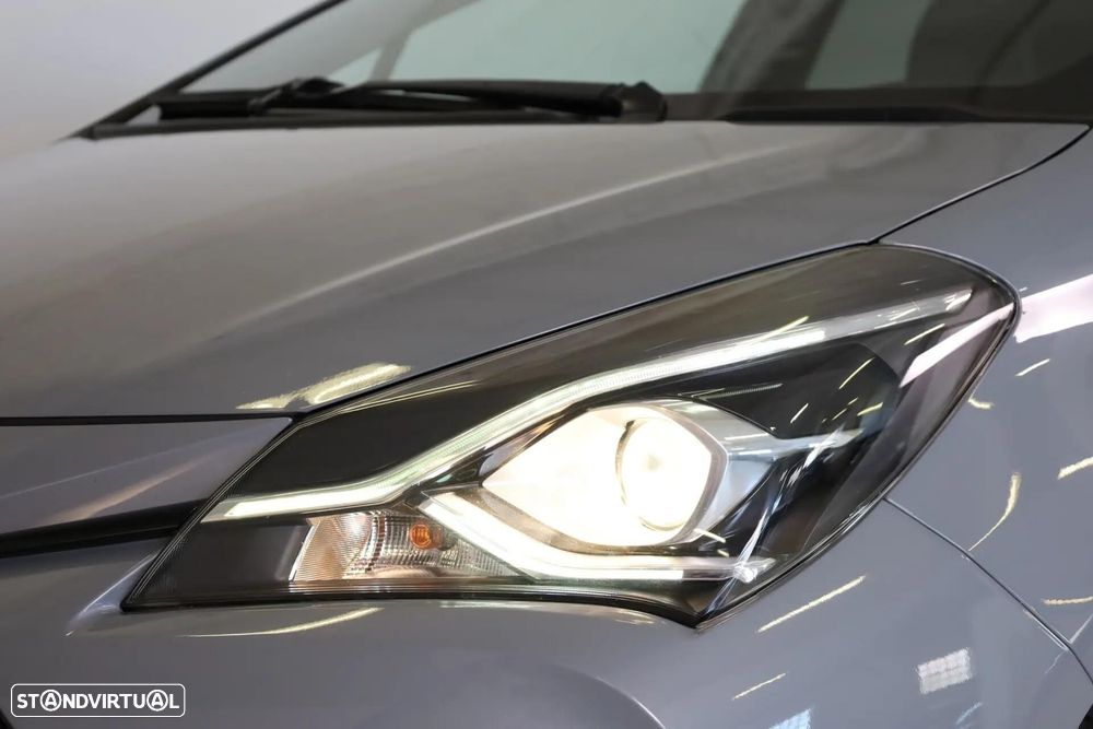 Toyota Yaris 1.5 HSD GR Sport - 15