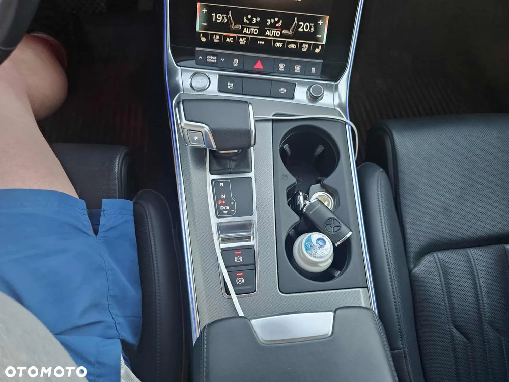 Audi A6 - 16