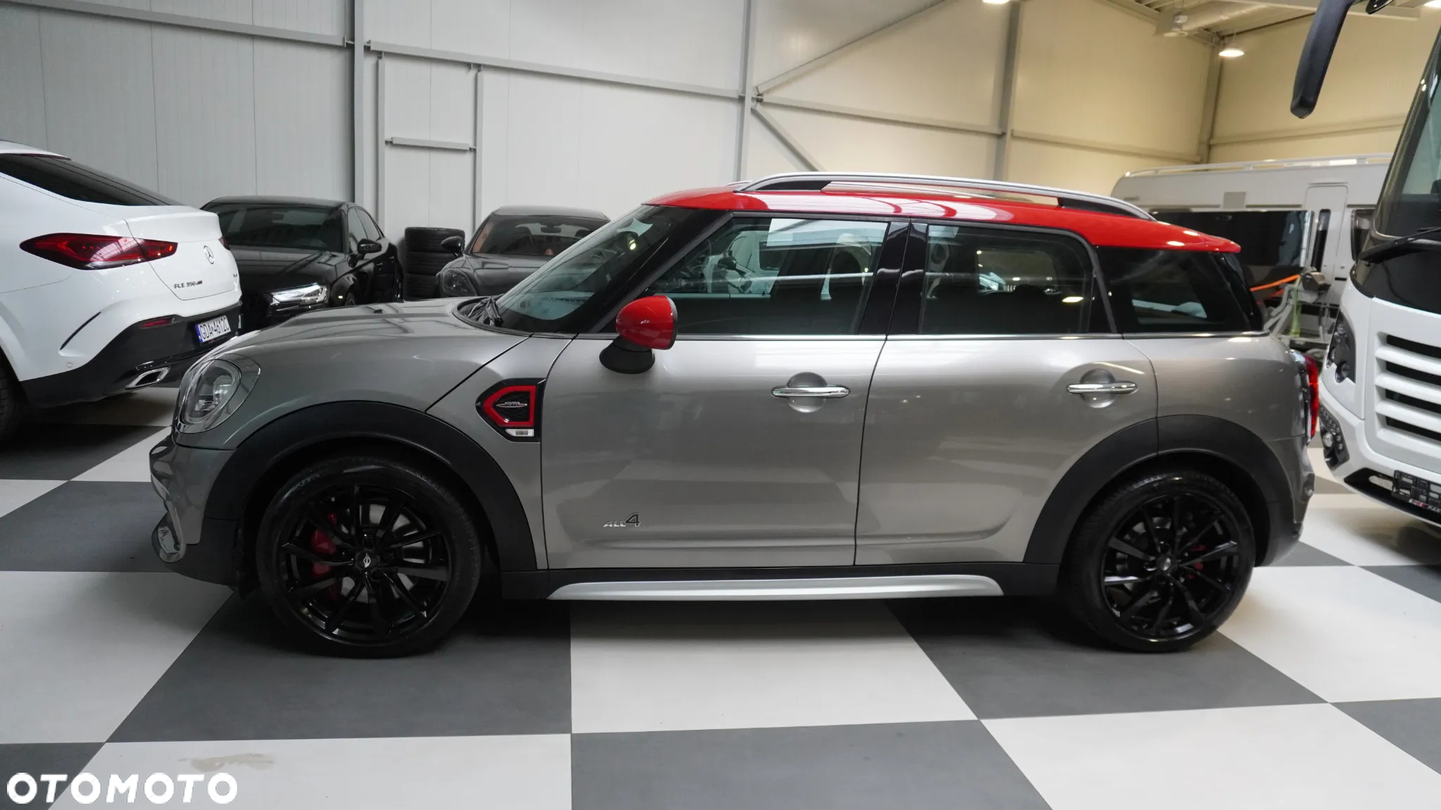 MINI John Cooper Works ALL4 sport - 17