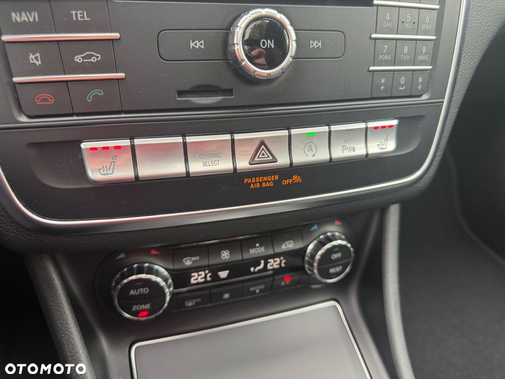 Mercedes-Benz GLA 200 7G-DCT AMG Line - 16