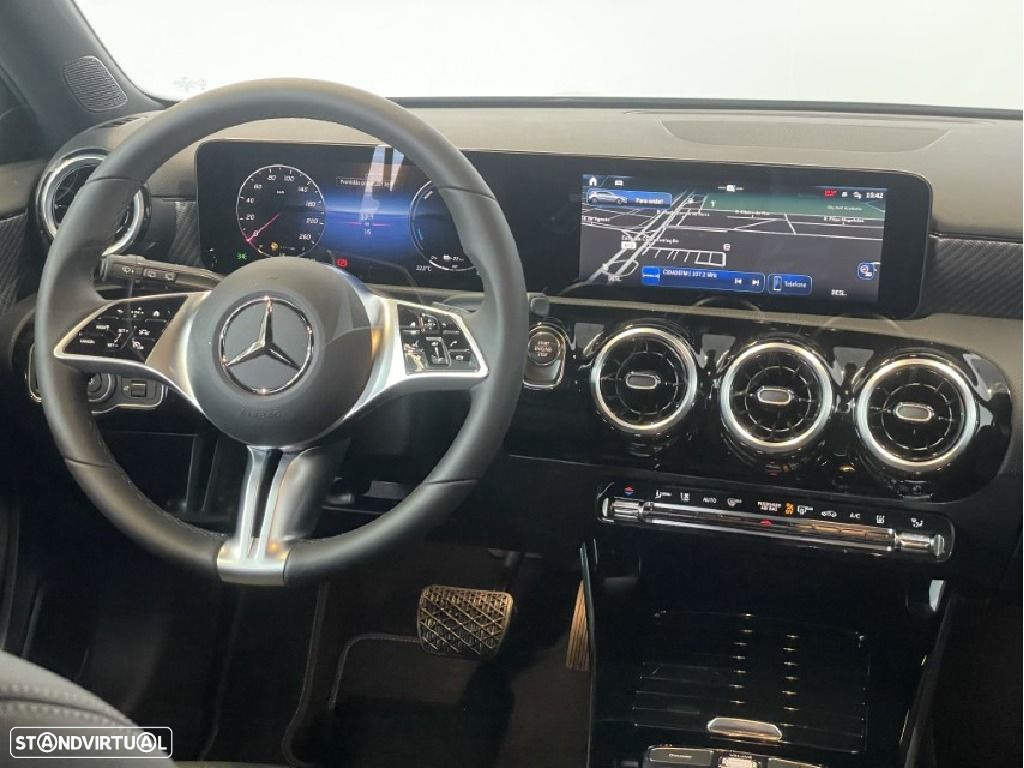 Mercedes-Benz A 250 e - 12