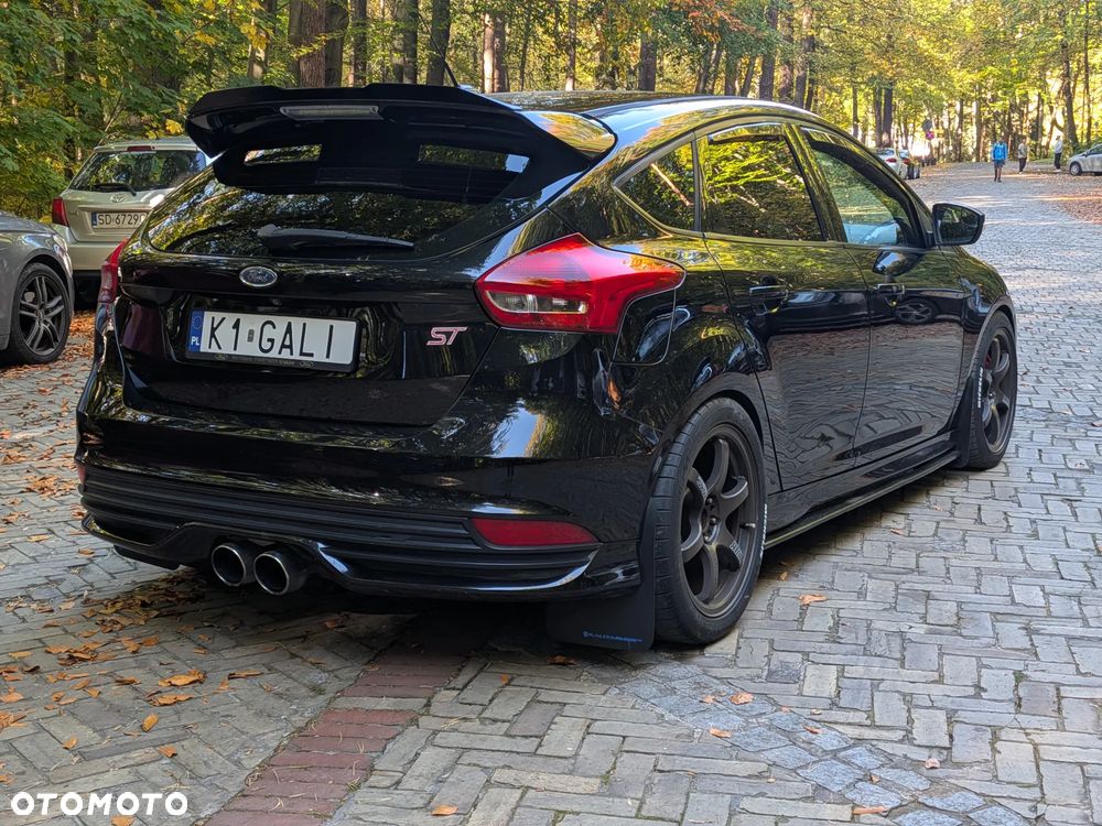 Ford Focus 2016 photo 3