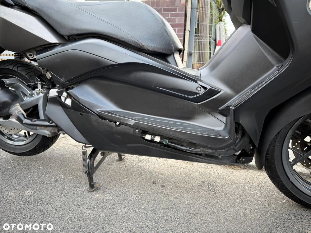 Yamaha X-max - 15