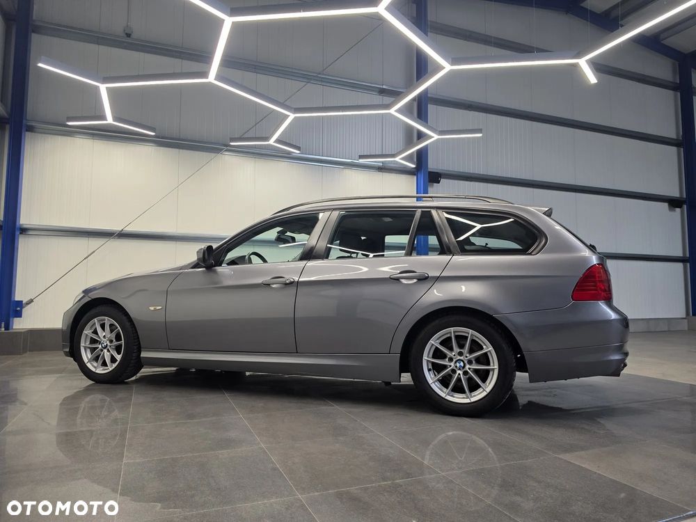 BMW Seria 3 318d DPF - 15