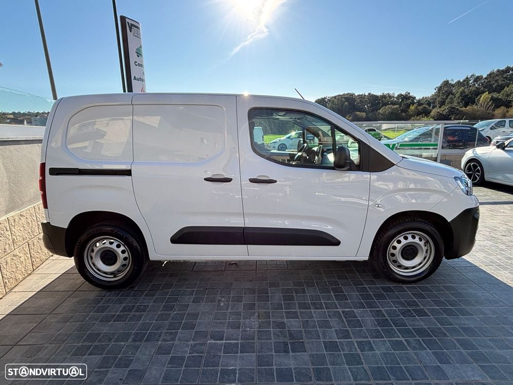 Fiat Doblo Outro - 4