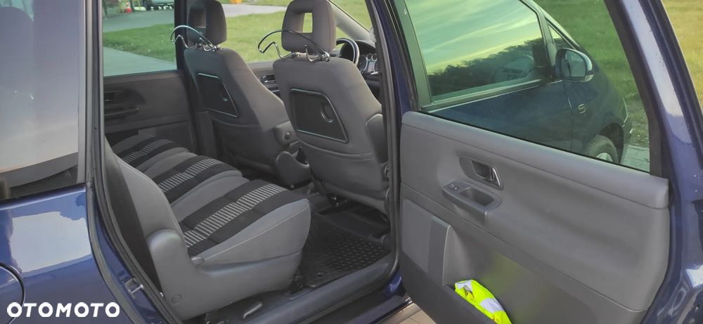 Volkswagen Sharan - 13