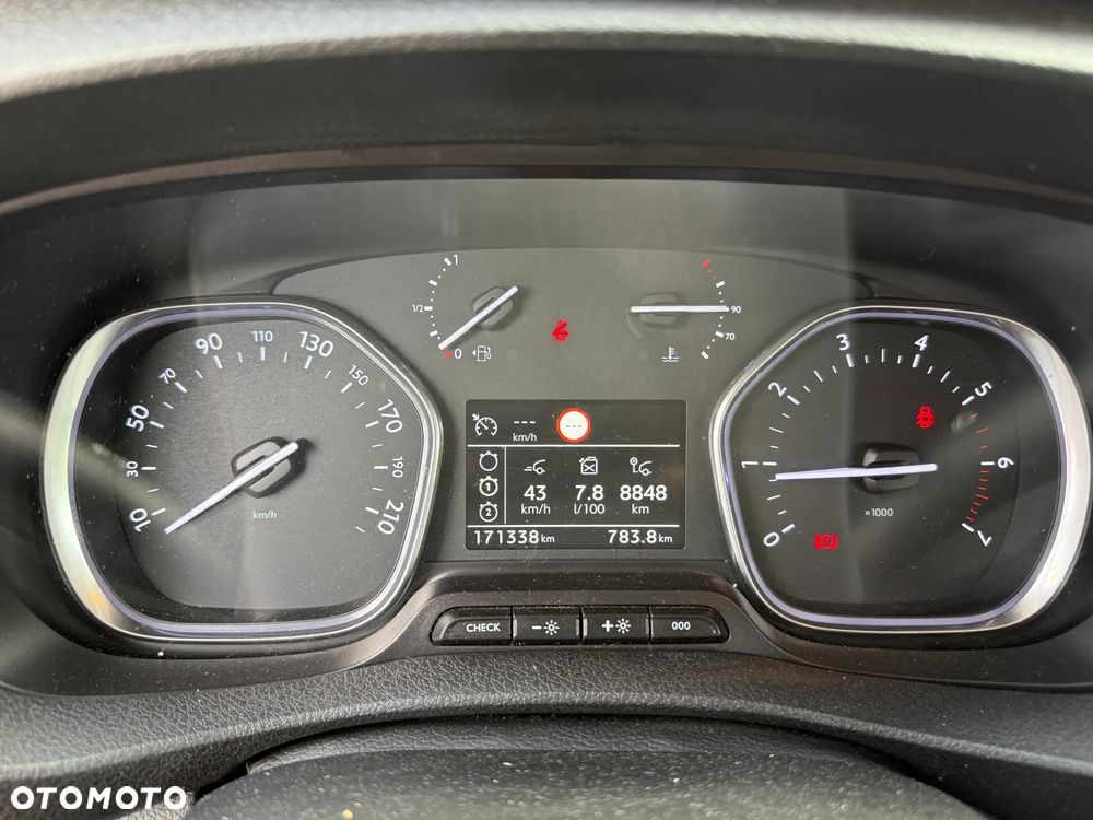 Peugeot Traveller L3 2.0 Active - 17