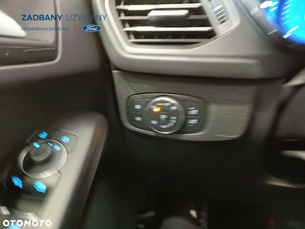 Ford Focus 1.0 EcoBoost mHEV ST-Line X - 16