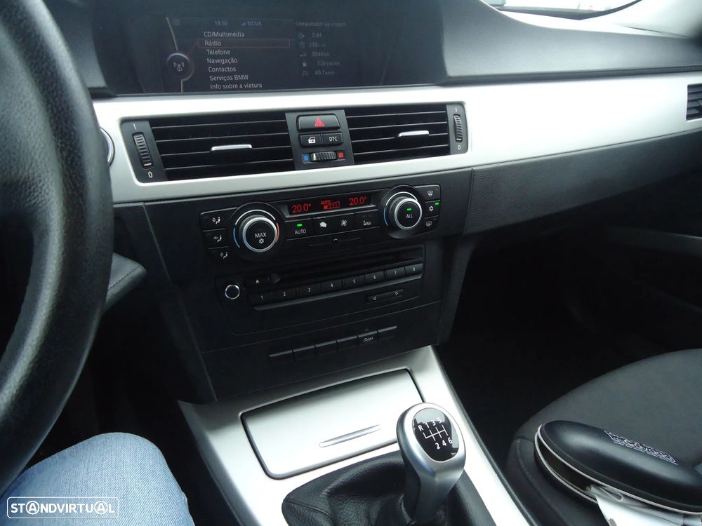 BMW 320 d Navigation - 28