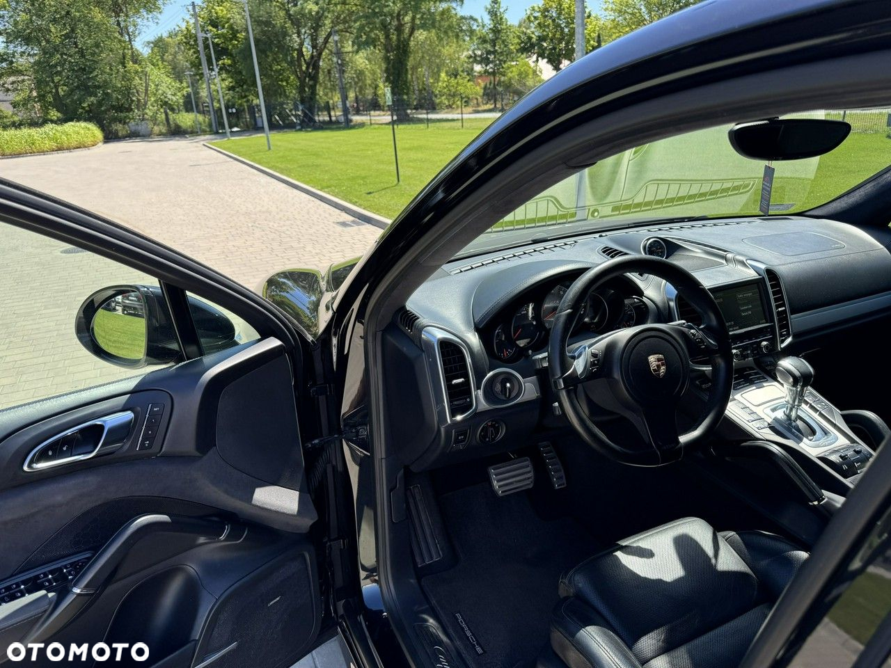 Porsche Cayenne - 12