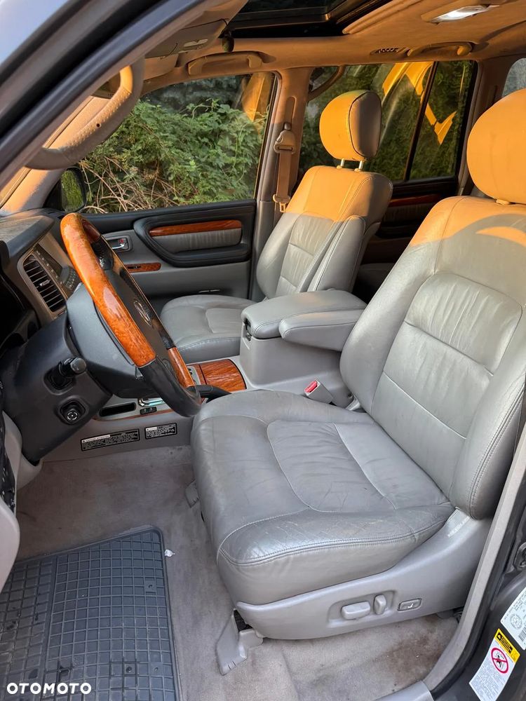 Lexus LX 470 - 15