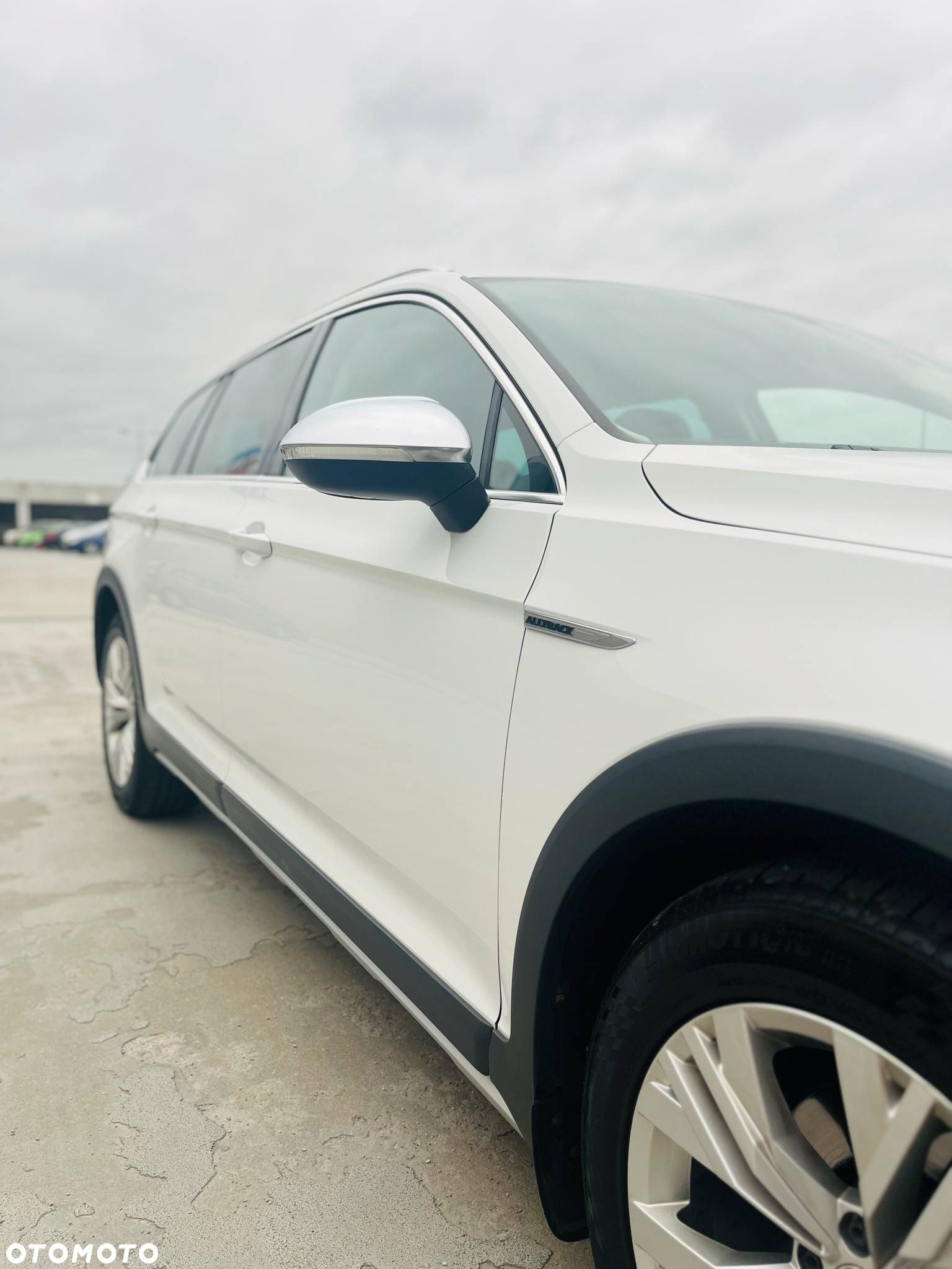 Volkswagen Passat 2.0 TDI 4Mot Elegance DSG - 10