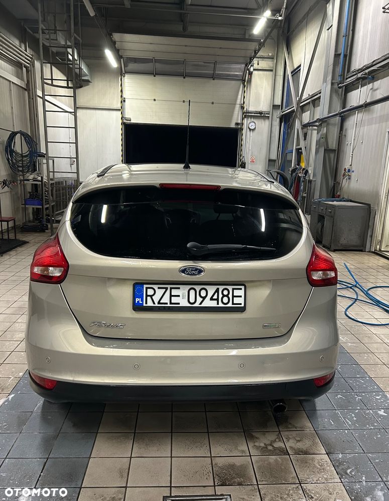 Ford Focus 1.5 EcoBoost Start-Stopp-System Titanium - 6