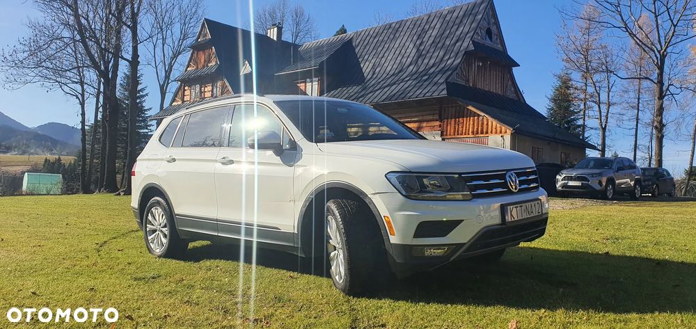 Volkswagen Tiguan - 10