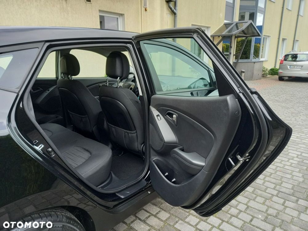 Hyundai ix35 1.6 2WD blue Trend - 26