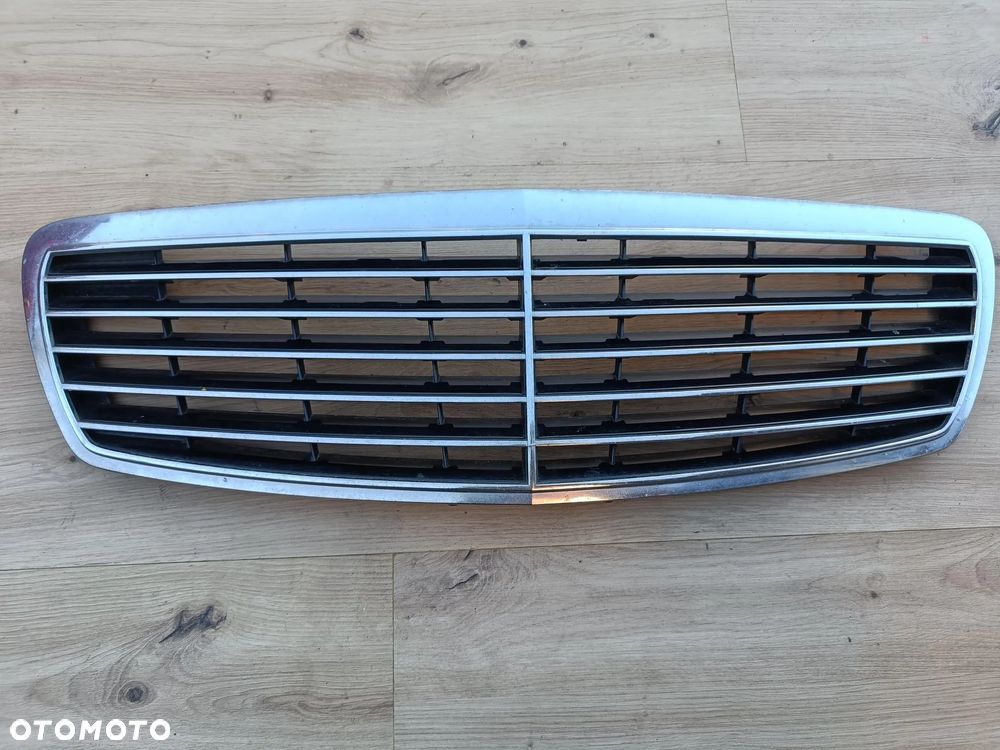 MERCEDES W211 AVANTGARDE GRIL ATRAPA PRZEDNIA GRILL - 1