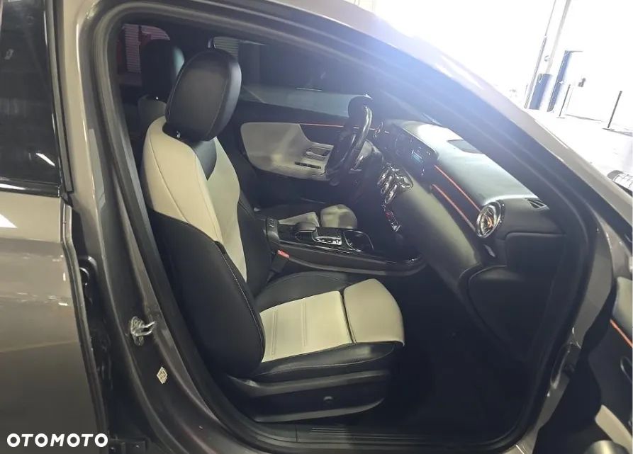 Mercedes-Benz Klasa A 220 4Matic 7G-DCT AMG Line - 8