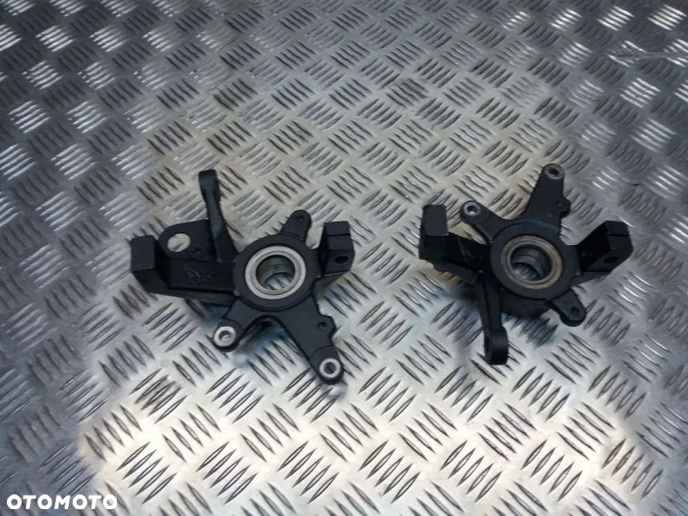 CF MOTO 800 X 8 ZWROTNICA PRZOD PRAWA LEWA - 1